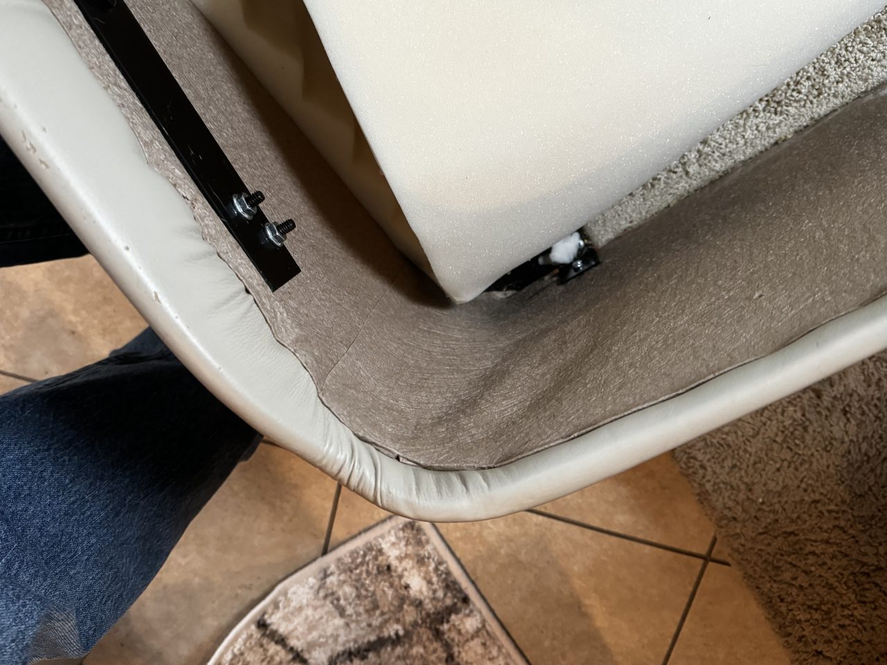 Itasca Solei 39R Motorhome Flaking/peeling interior fabric Paul Tiemann's site